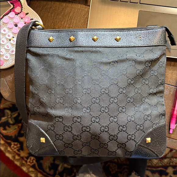 Gucci - Picture 1 of 1